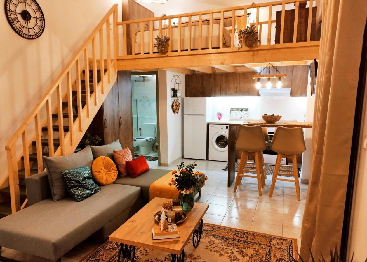 Luxury Loft Apartment Vivian Патра Экстерьер фото