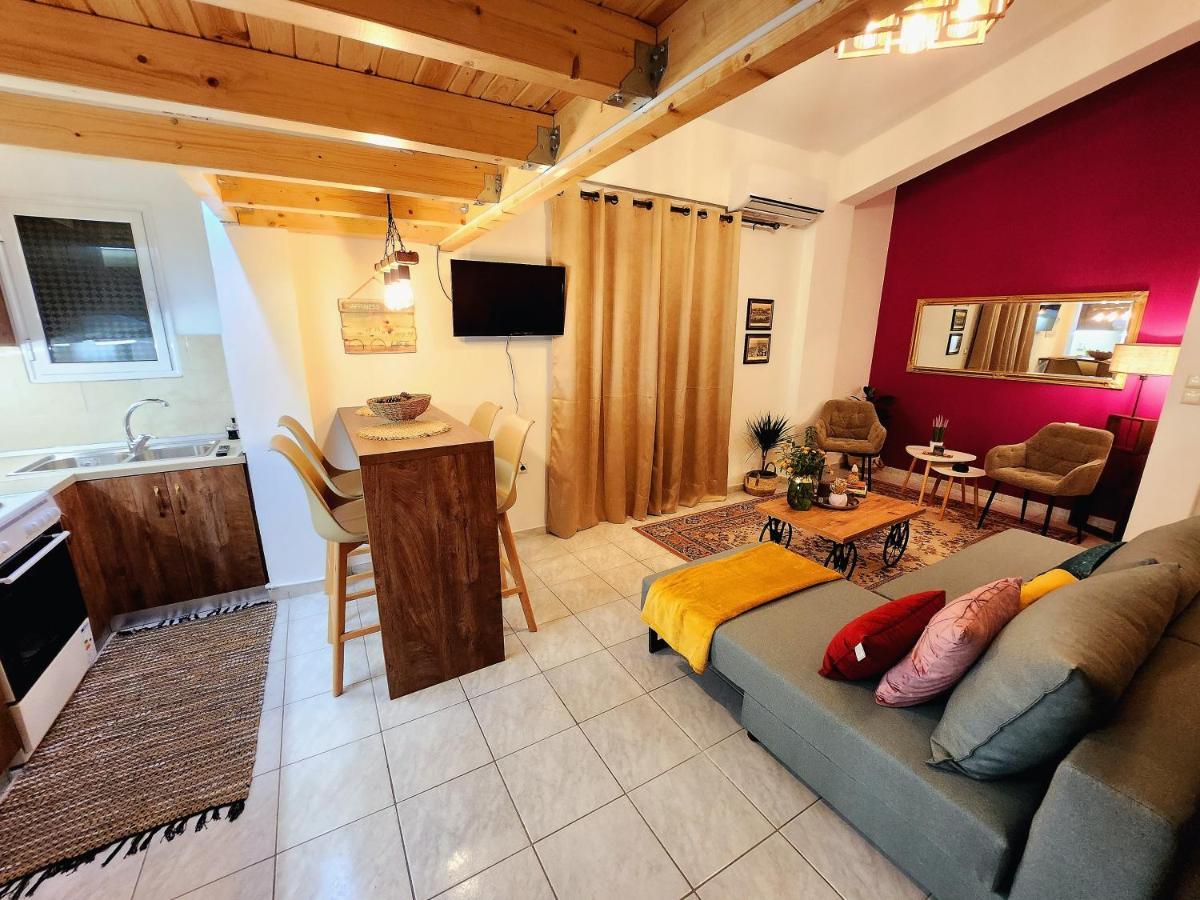 Luxury Loft Apartment Vivian Патра Экстерьер фото